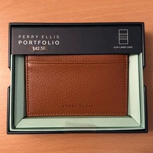 NWT Perry Ellis Flip Card Case Holder